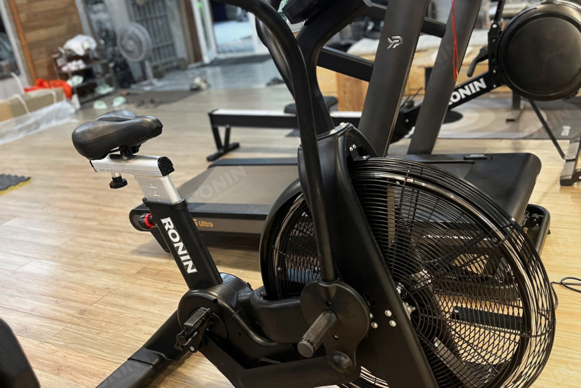 DỰ ÁN RONIN WAREHOUSE PERSONAL TRAINER CO-WORKING CLUB