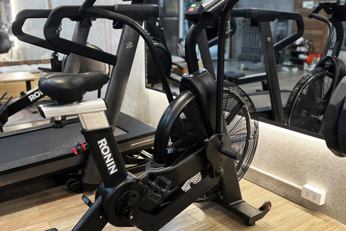 DỰ ÁN RONIN WAREHOUSE PERSONAL TRAINER CO-WORKING CLUB